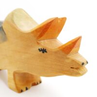 Sägefisch Holzspielzeug Cera 03, Holzfigur Cera, Sägefisch Cera, Sägefisch Dino, Sägefisch Triceratops, Triceratops